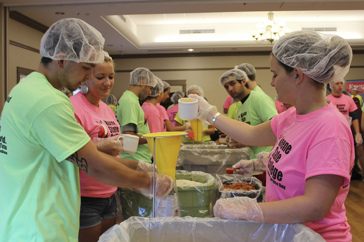 2015 New Student Community Service Day Â· Image Galleries
