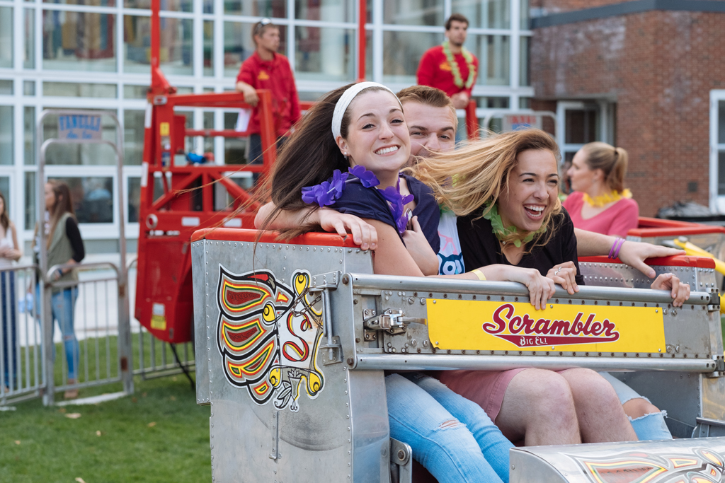 Students ride the Scrambler at Spring Carnival. Photo by Will Wrobel