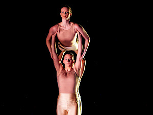 KSC students perform Dec. 7 & 8 in a free modern dance concert.