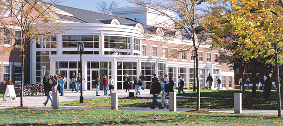 Image of Alumni Center.