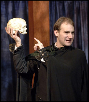 Shakespeare & Company In New Hampshire Debut With Hamlet  At Redfern Arts Center