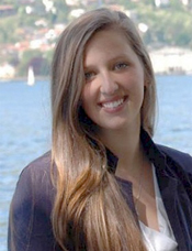 Joanna Oko ’15