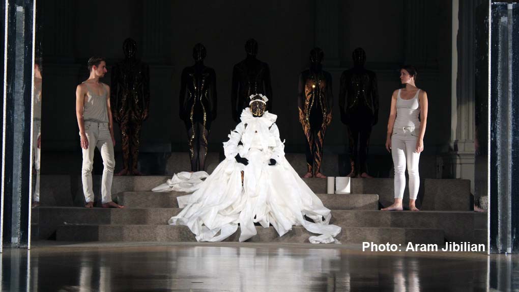 "Court/Garden" is a three-act spectacle of music and dance involving the audience.