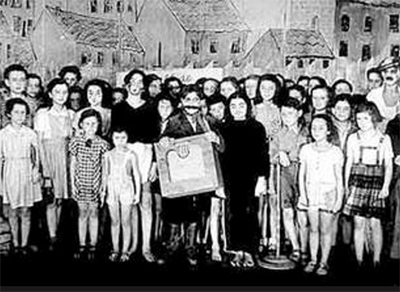 The original cast of Brundibar, including Ela Weissberger