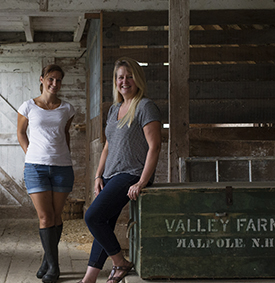 First-Person Project alums Caitlin (Furman) Caserta ’01 (left) and Jackie Caserta ’90