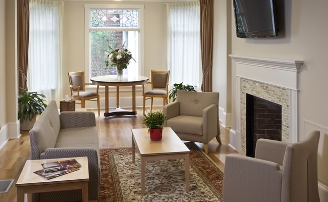 On any visit, guests are likely to encounter members of the Advancement Division staff who work in the building.