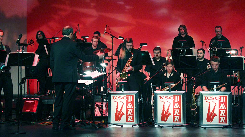 Steve Cady conducts the KSC Jazz Ensemble.