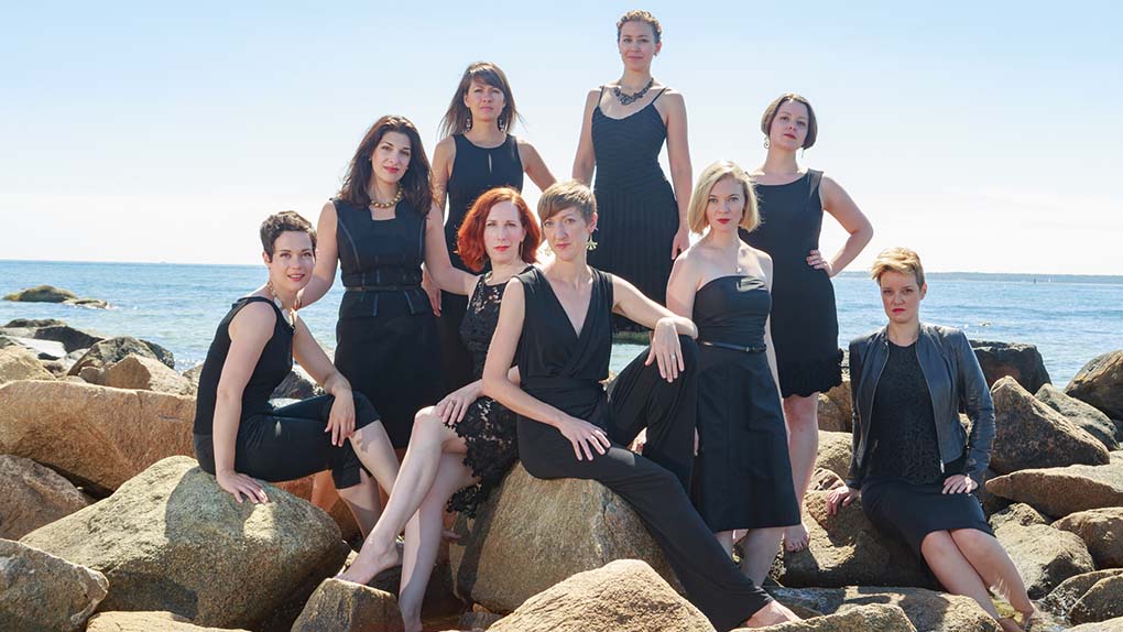 Lorelei performs songs that celebrate female voice.