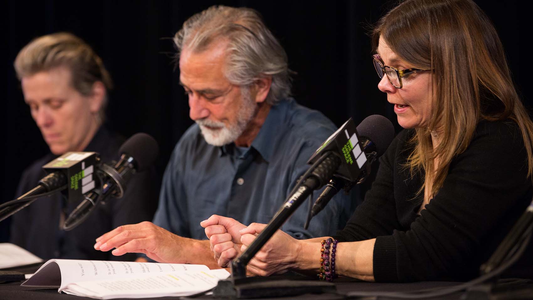 Famous actors perform a staged reading of an act from Long Day's Journey into Night.