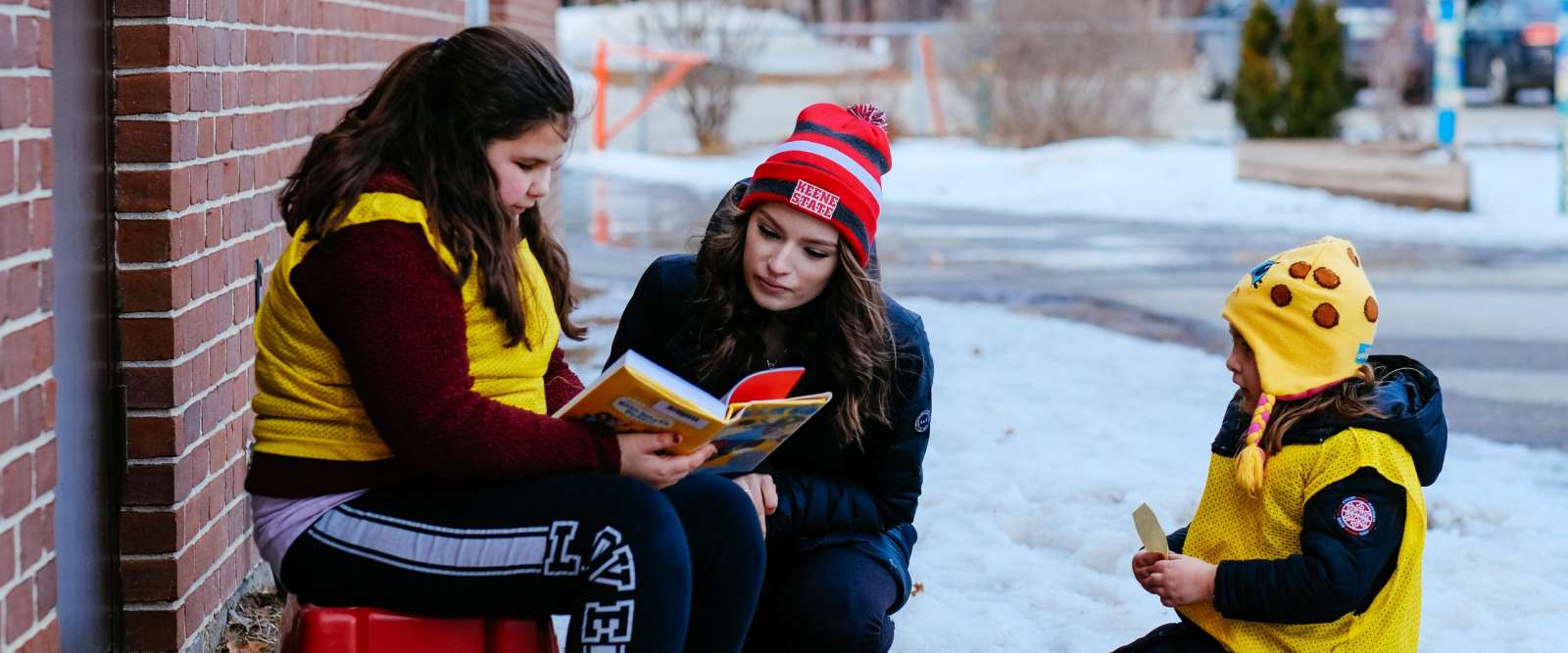 First-year teaching students in the field