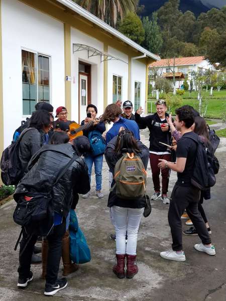 Honors Students Immerse Themselves in Ecuadorian Culture