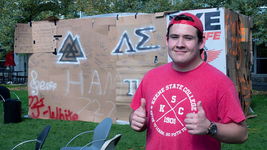 Fraternity Participates in Fundraising Event to Fight Hunger and Homelessness