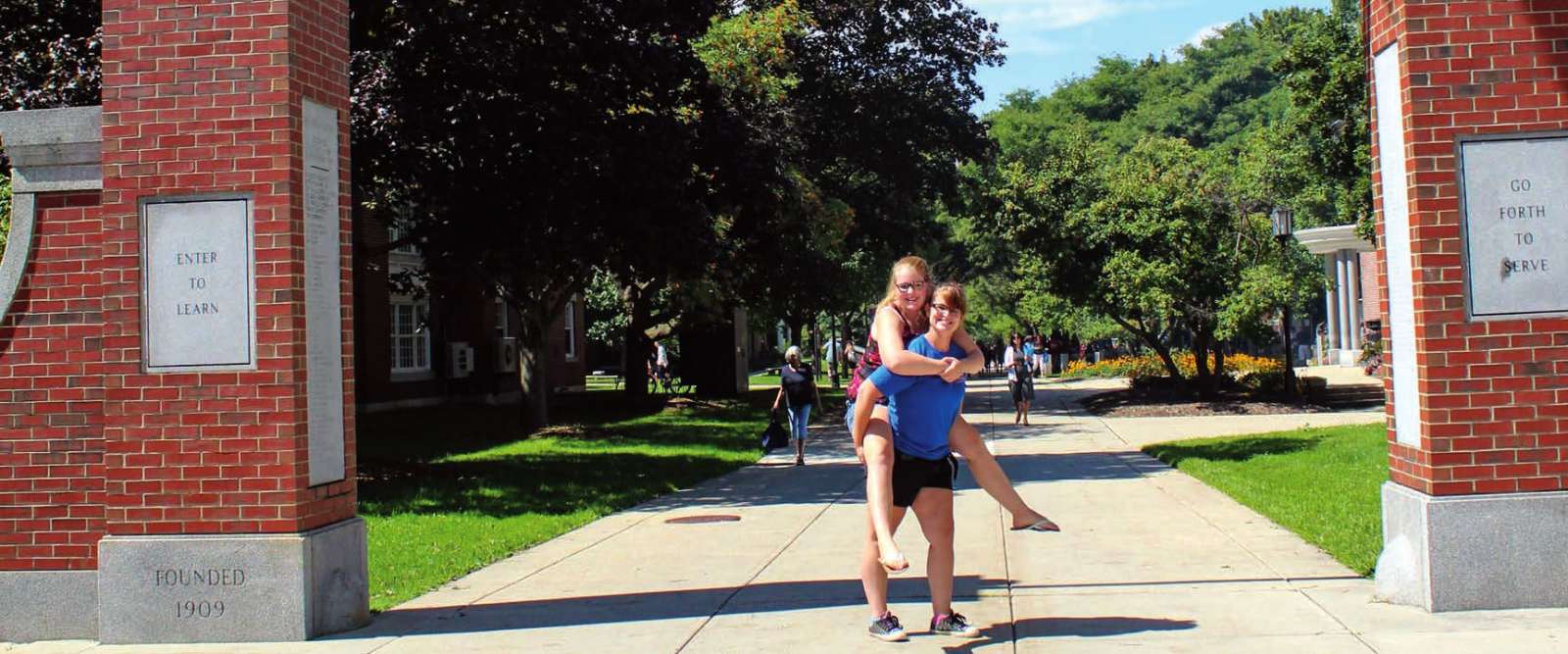 40 Things, Archway