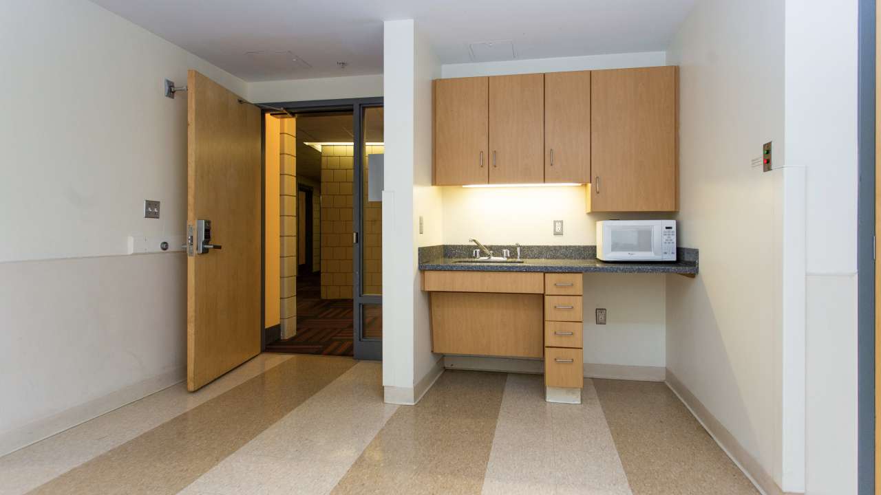 Kitchenette in One Butler Court