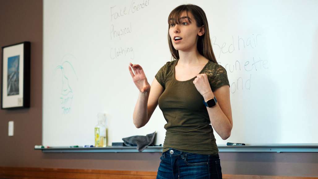 Students Learn American Sign Language in Owl Sign Language Club