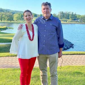 Gretchen and Travis Hodgdon