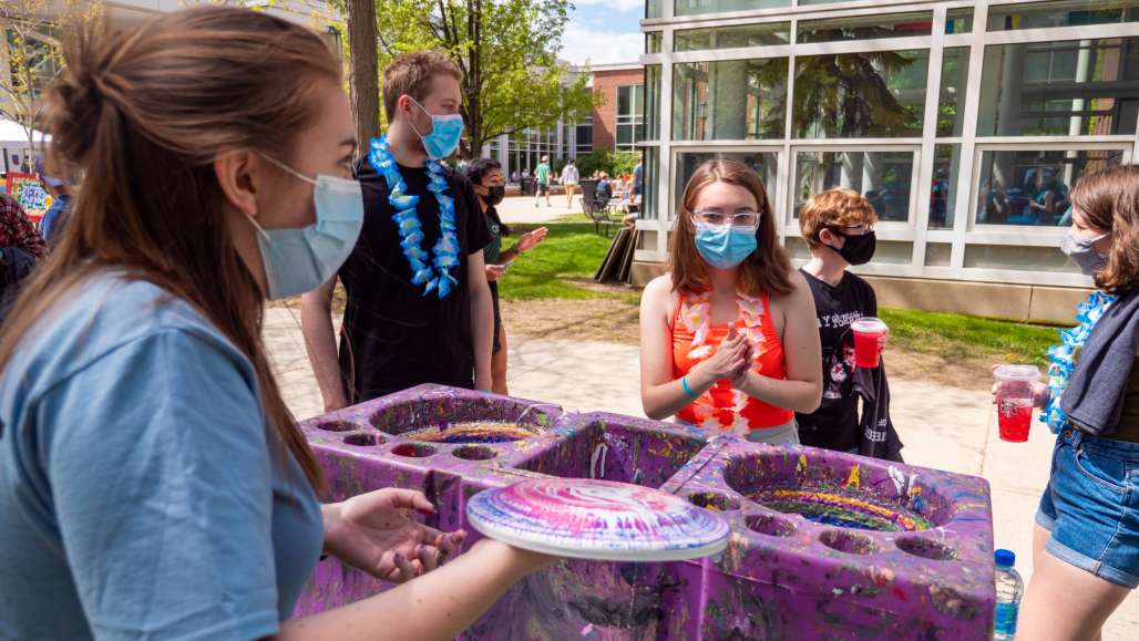 Students Celebrate and Unwind at Spring Carnival