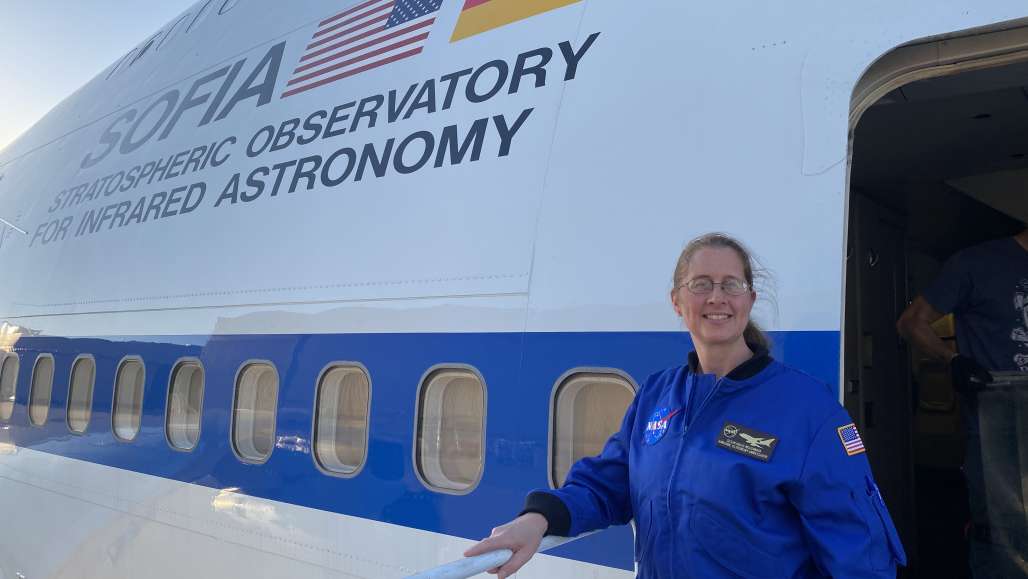 Susan Rolke boarding SOFIA