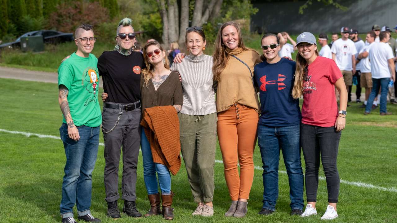 Women's football alumni return to celebrate Denise Lyons