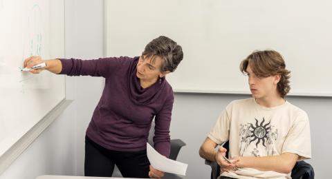 Math professor Kim Schmidl-Gagne teaching