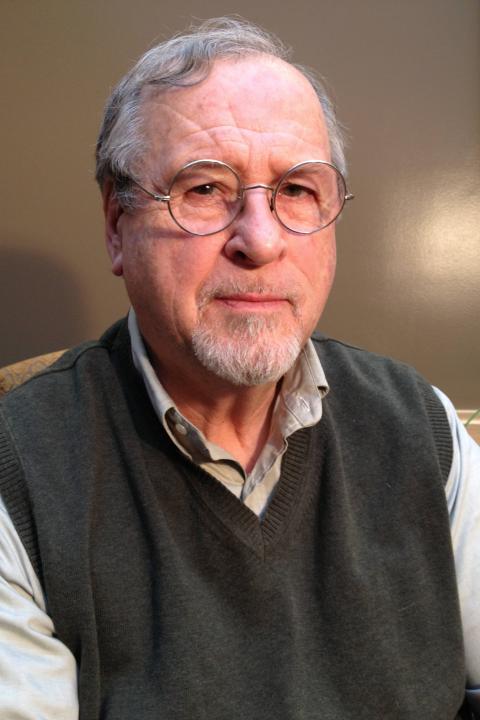 Dr. Leo Robert Sandy